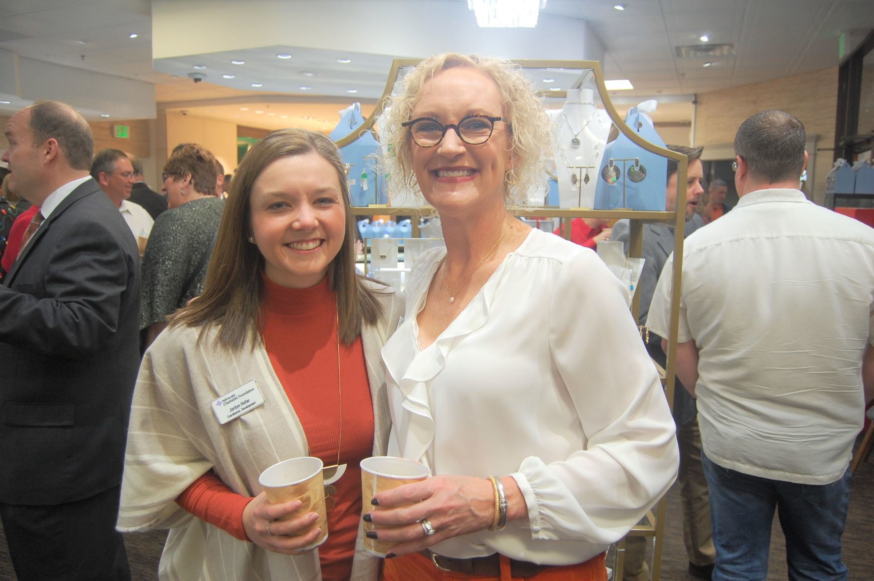 Jordyn Hofer, Shelleigh Birlingmair